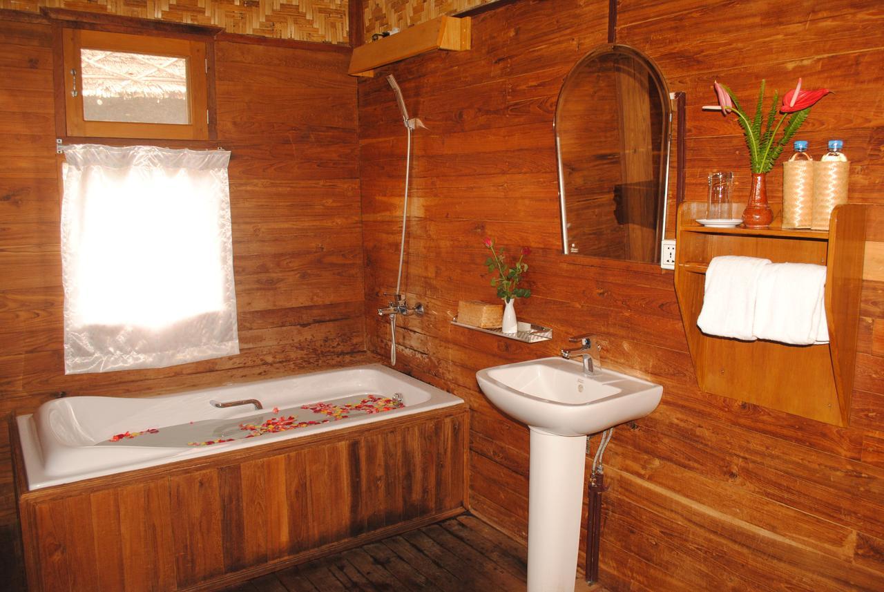 Golden Island Cottages Thale U Hotel Ywama Εξωτερικό φωτογραφία