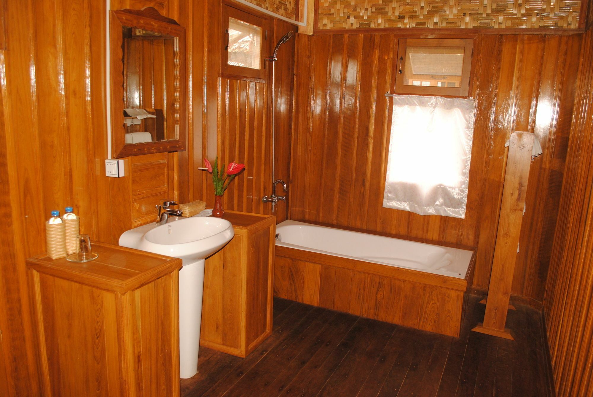 Golden Island Cottages Thale U Hotel Ywama Εξωτερικό φωτογραφία